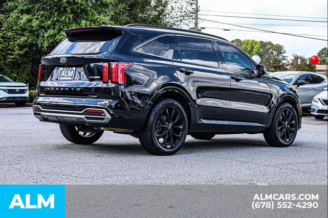 Photo of 2021 Ebony Black Kia Sorento
