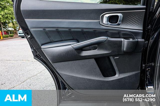 Photo of 2021 Ebony Black Kia Sorento