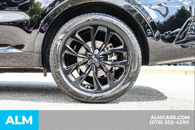 Photo of 2021 Ebony Black Kia Sorento