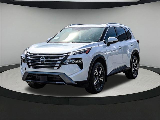 Photo of 2025 Everest White Pearl Nissan Rogue