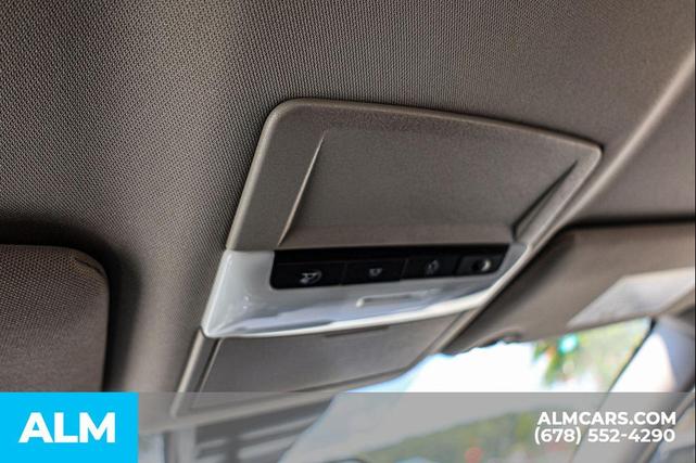 Photo of 2025 Glacier White Nissan Altima