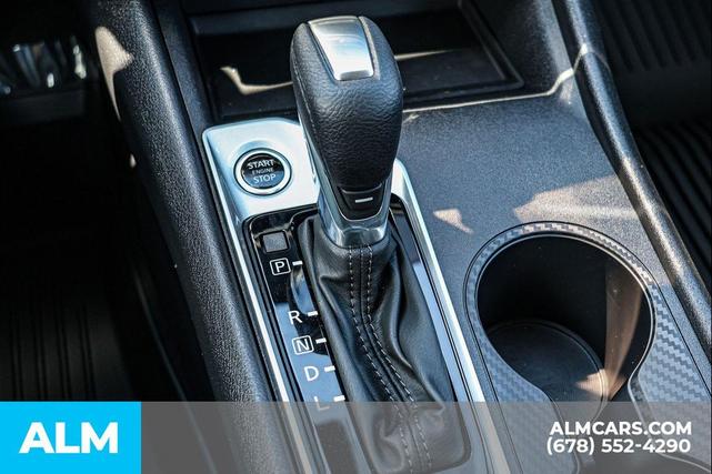 Photo of 2025 Glacier White Nissan Altima