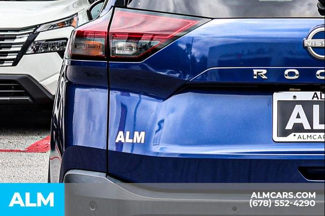 Photo of 2023 Caspian Blue Metallic Nissan Rogue