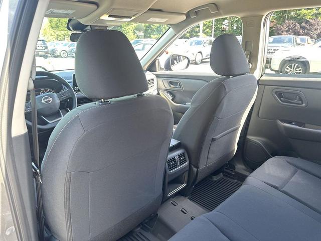 Photo of 2025 Gun Metallic Nissan Rogue