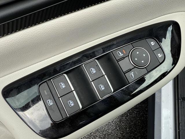 Photo of 2025 Everest White Pearl Tricoat Nissan Murano
