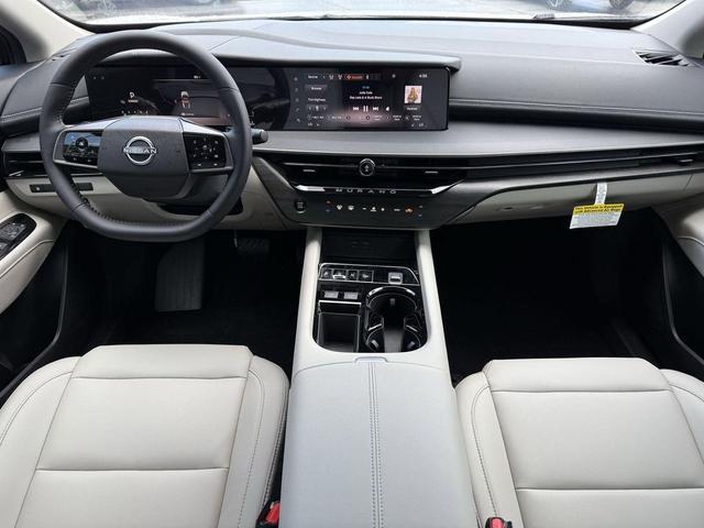 Photo of 2025 Everest White Pearl Tricoat Nissan Murano