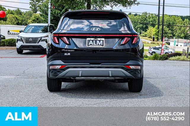 Photo of 2024 Black Pearl Hyundai TUCSON