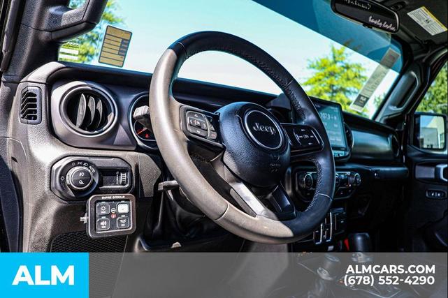 Photo of 2023 Black Clearcoat Jeep Gladiator