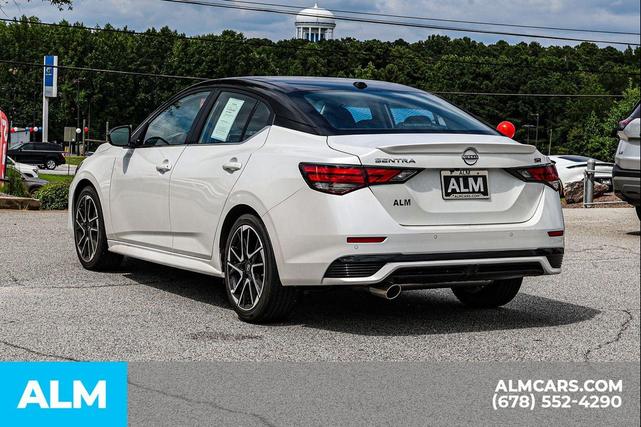 Photo of 2025 Aspen White Tricoat/Super Black Nissan Sentra