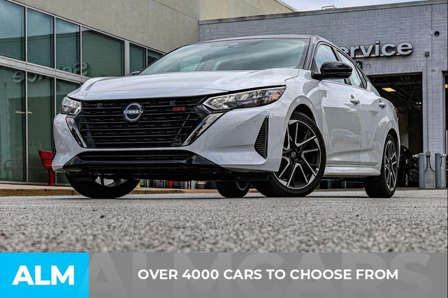 Photo of 2025 Aspen White Tricoat/Super Black Nissan Sentra