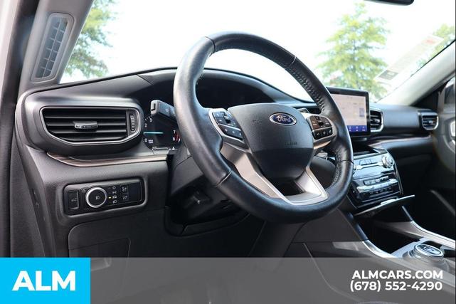 Photo of 2023 Oxford White Ford Explorer