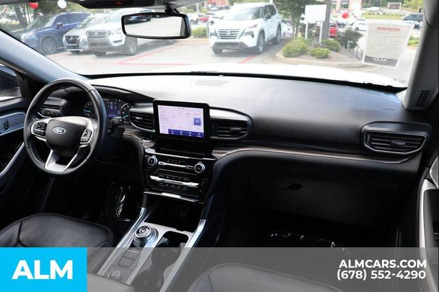 Photo of 2023 Oxford White Ford Explorer