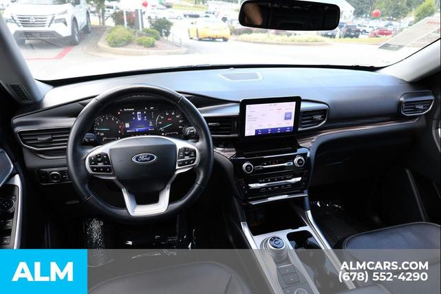 Photo of 2023 Oxford White Ford Explorer