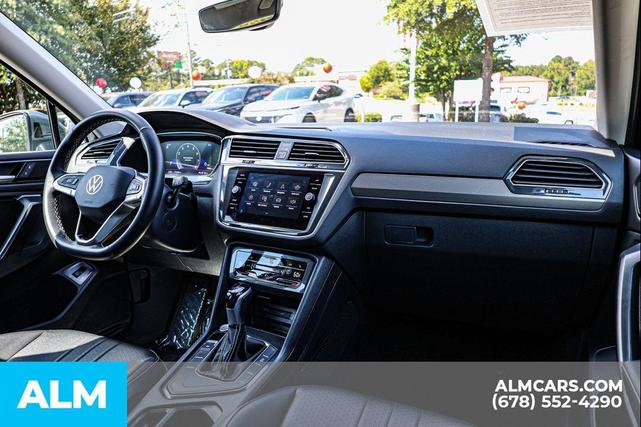 Photo of 2024 Gray Volkswagen Tiguan