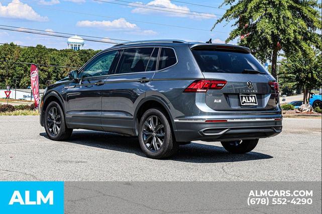 Photo of 2024 Gray Volkswagen Tiguan