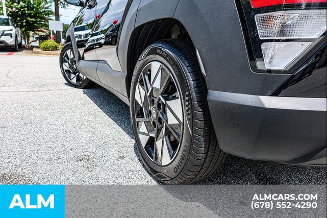Photo of 2025 Abyss Black Pearl Hyundai KONA