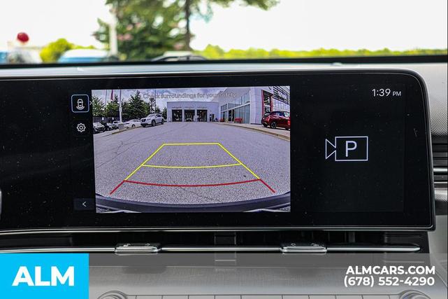 Photo of 2025 Abyss Black Pearl Hyundai KONA