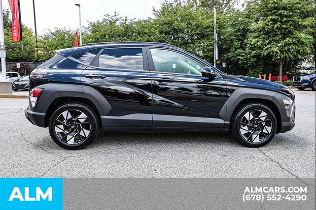 Photo of 2025 Abyss Black Pearl Hyundai KONA