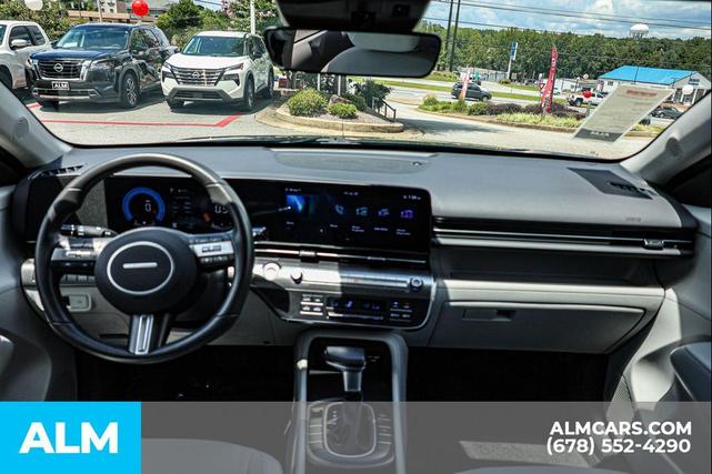 Photo of 2025 Abyss Black Pearl Hyundai KONA