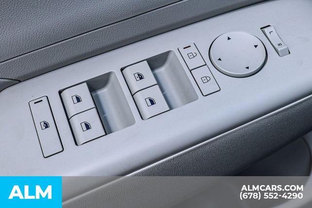 Photo of 2025 Abyss Black Pearl Hyundai KONA