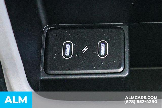 Photo of 2025 Abyss Black Pearl Hyundai KONA