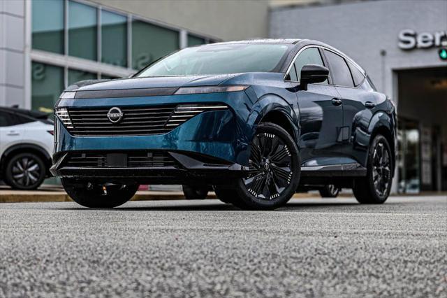 Photo of 2025 Aurora Blue Pearl Metallic/Super Black Nissan Murano