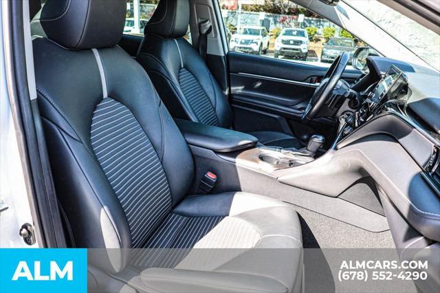 Photo of 2023 Ice Toyota Camry
