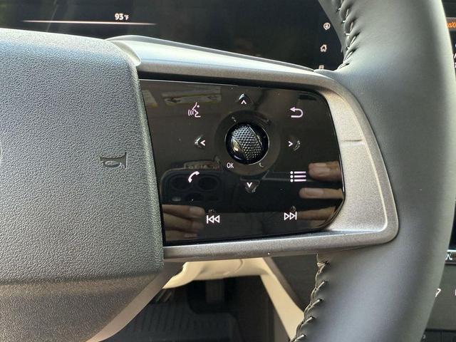 Photo of 2025 Everest White Pearl Tricoat Nissan Murano