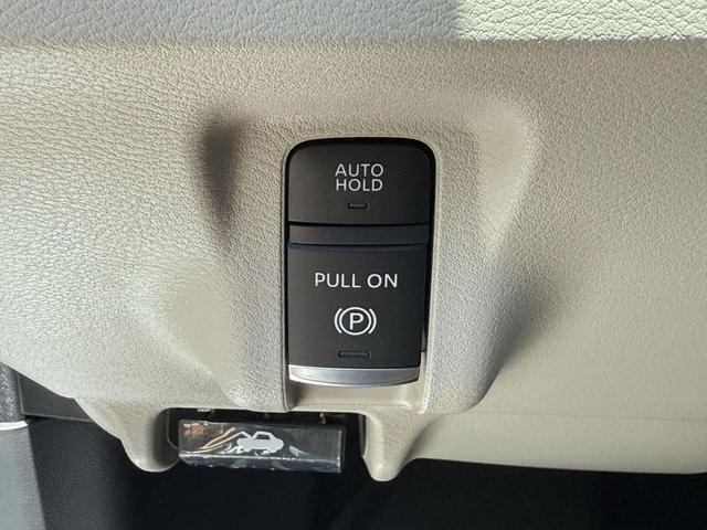 Photo of 2025 Everest White Pearl Tricoat Nissan Murano