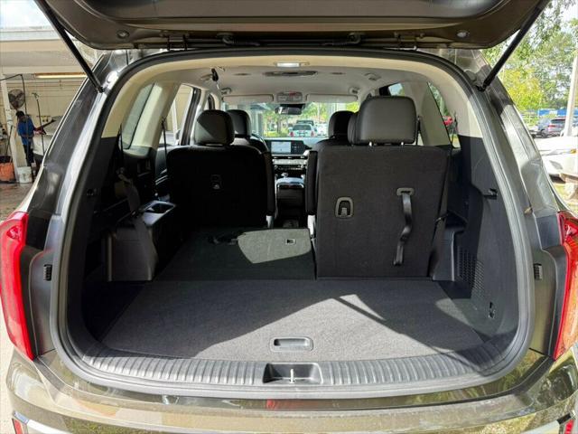 Photo of 2023 Dark Moss Kia Telluride