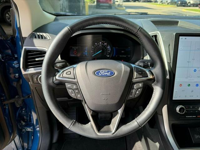 Photo of 2024 Atlas Blue Metallic Ford Edge