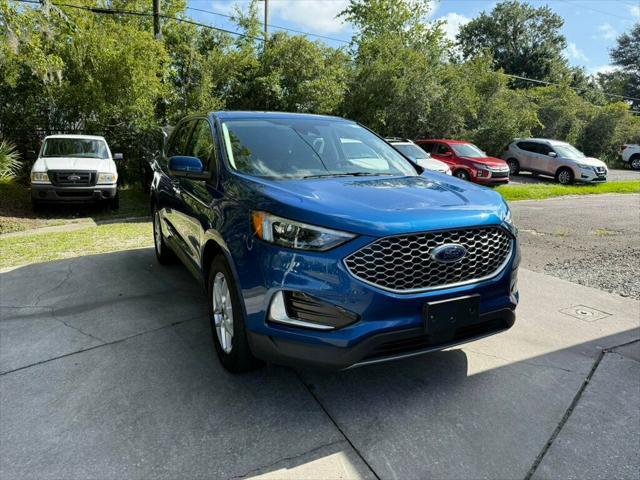 Photo of 2024 Atlas Blue Metallic Ford Edge