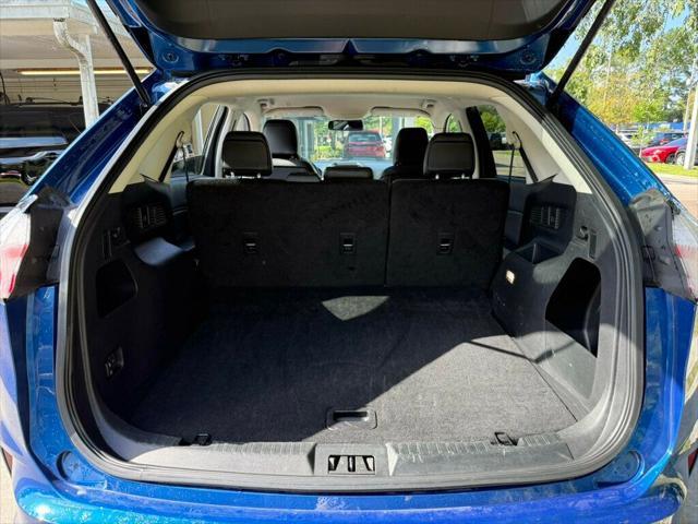 Photo of 2024 Atlas Blue Metallic Ford Edge