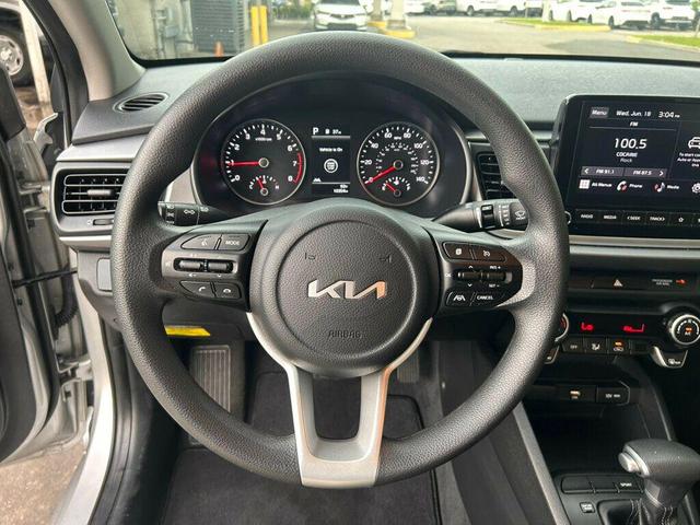 Photo of 2023 Silky Silver Kia Rio