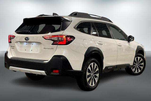 Photo of 2025 Crystal White Pearl Subaru Outback