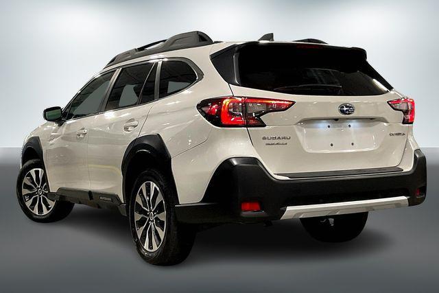 Photo of 2025 Crystal White Pearl Subaru Outback