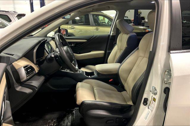 Photo of 2025 Crystal White Pearl Subaru Outback