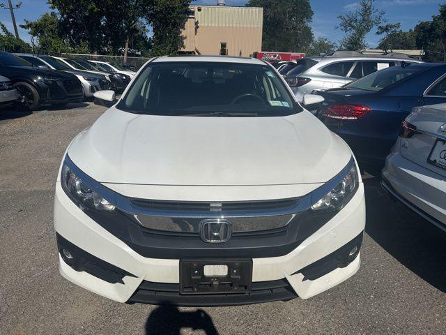 Photo of 2018 White Orchid Pearl Honda Civic