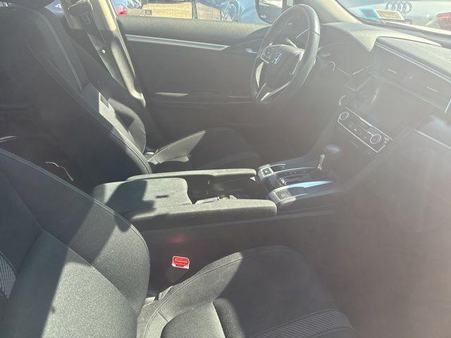 Photo of 2018 White Orchid Pearl Honda Civic