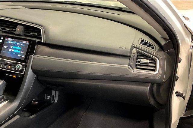 Photo of 2018 White Orchid Pearl Honda Civic