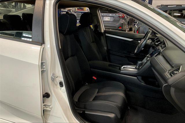 Photo of 2018 White Orchid Pearl Honda Civic