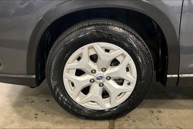 Photo of 2022 Magnetite Gray Metallic Subaru Forester