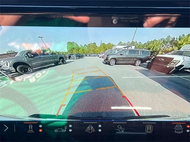 Photo of 2024 Onyx Black GMC Sierra 2500