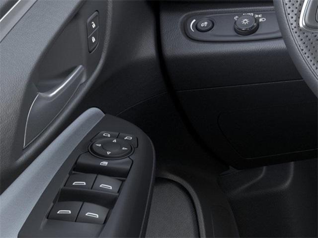Photo of 2025 White Buick Envista