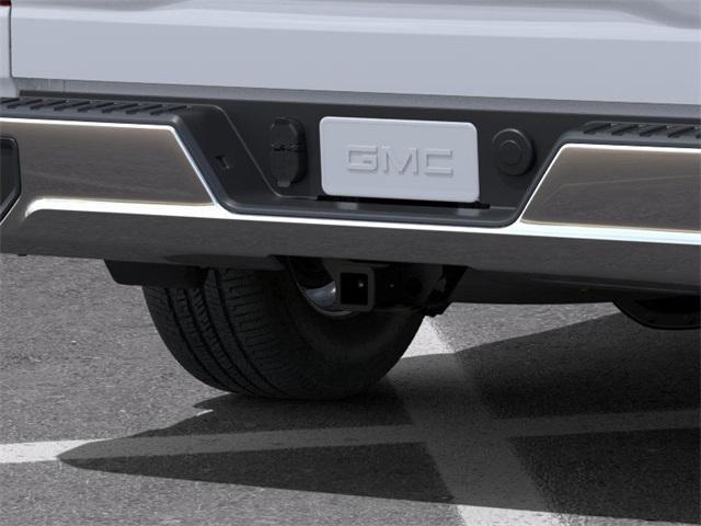 Photo of 2025 White GMC Sierra 1500