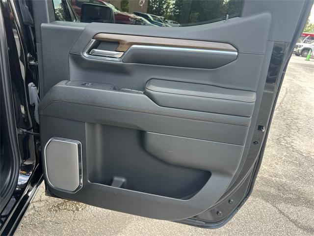 Photo of 2024 Black Chevrolet Silverado 1500