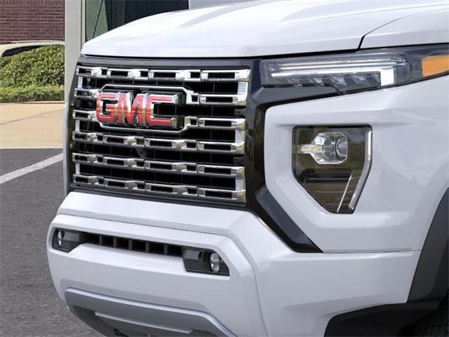 Photo of 2025 White GMC Canyon