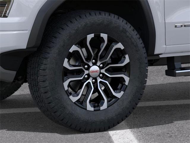Photo of 2025 White GMC Canyon