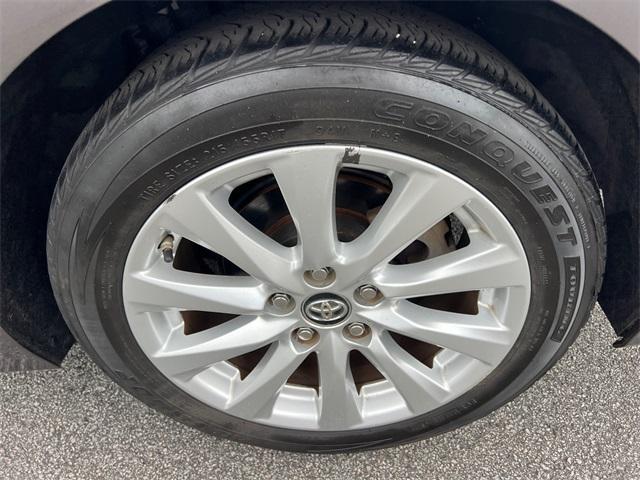 Photo of 2018 Gray Toyota Camry