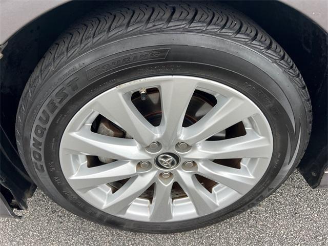 Photo of 2018 Gray Toyota Camry